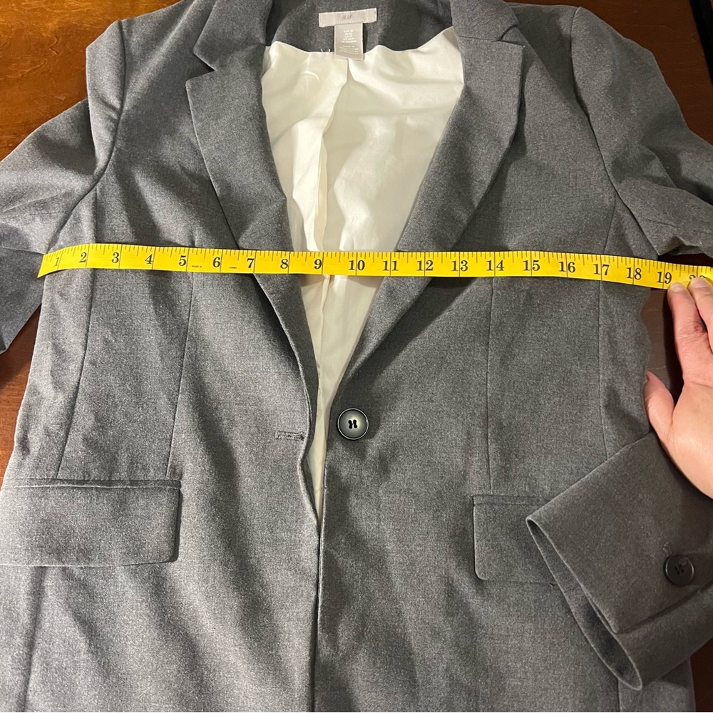 H&M Gray Blazer with Notched Lapels, Sz. XS Women’s Teen Juniors - Picture 8 of 12